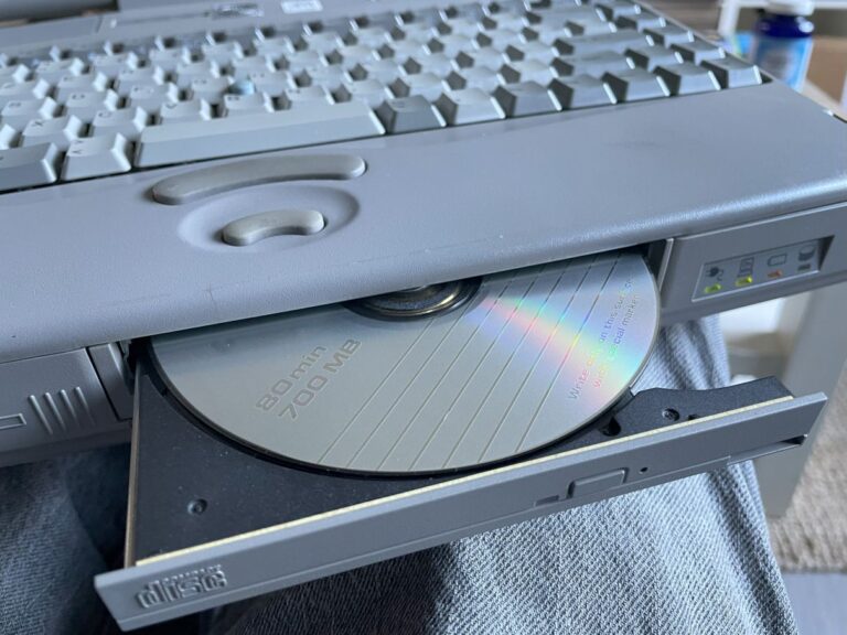 laptop met cd rom